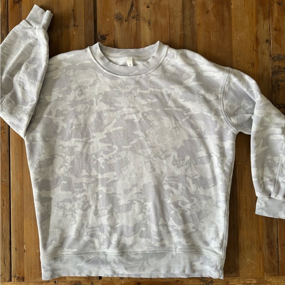 Lululemon All Yours Crew - Picture 2 of 6